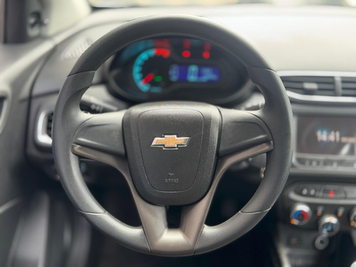 Chevrolet Onix 1.4 MPFI LT 8V FLEX 4P MANUAL