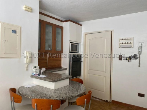 Imagen 3 de 14 de Casa Venta Alto Prado Mls #22-10648 Los Invitamos A Visitar Esta Maravillosa Casa Unifamiliar, Impecable, Cómoda, Acogedora, Donde Podrá Vivir Con Su Familia
