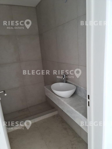 Departamento En Venta Ubicado En Castaños, Nordelta, G.b.a. Zona Norte