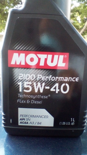 Aceite Semisintetico Marca Motul 15w40 