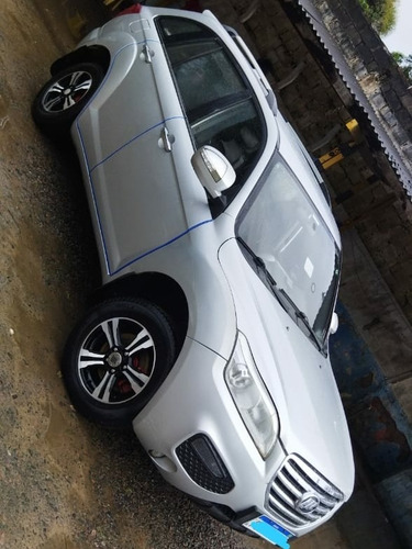 Imagem 1 de 5 de Lifan X60 2014 1.8 Talent 4x2 5p