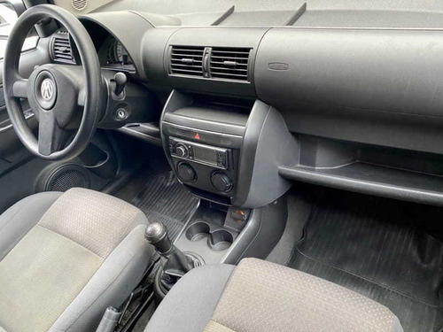 Imagem 9 de 14 de Volkswagen Fox 1.0 2008