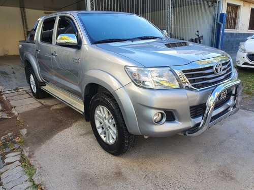 Toyota Hilux 3.0 Cd Srv Cuero 171cv 4x2 - E4 2015
