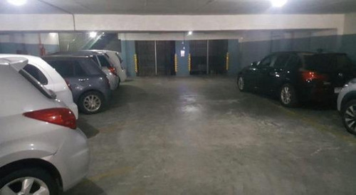 Imagen 8 de 8 de Parking En El Centro, Prox 18 De Julio