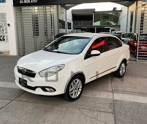 Imagen 4 de 14 de Excelente Dodge Vision 1.6l 115hp Aut 2016