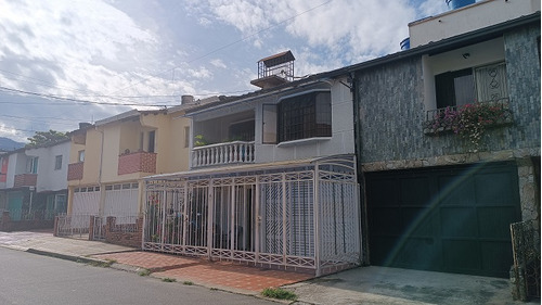 Casa En Venta En Ricaurte Bucaramanga