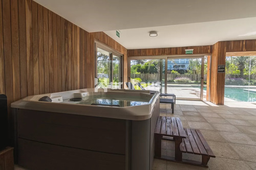 Alquiler Apartamento Tres Dormitorios Manantiales Edificio Moorea Bay