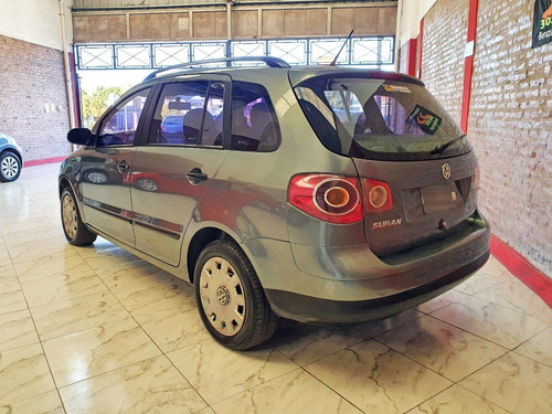 Volkswagen Suran 1.6 Comfortline 101cv 11a 2010