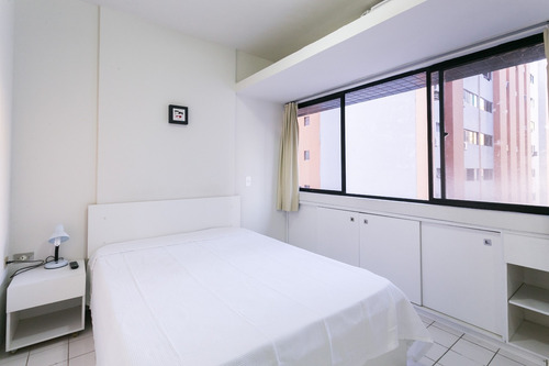 Imagem 8 de 14 de Apartamento 205, 5º Pav., Mobiliado Em Bem Pertinho Da Praia