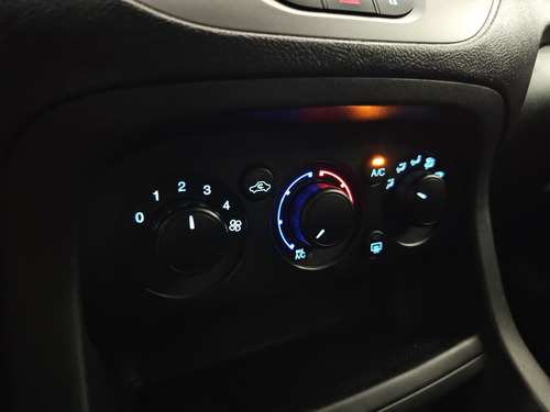 Ford Ka 1.0 TI-VCT FLEX SE MANUAL