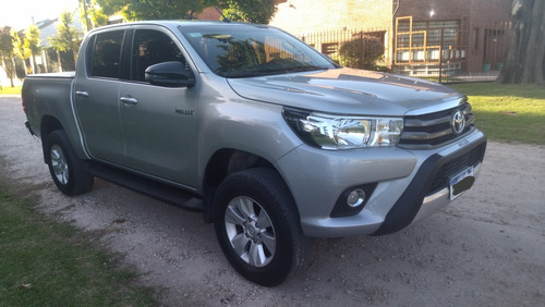 Toyota Hilux 2.8 Cd Srv 177cv 4x4