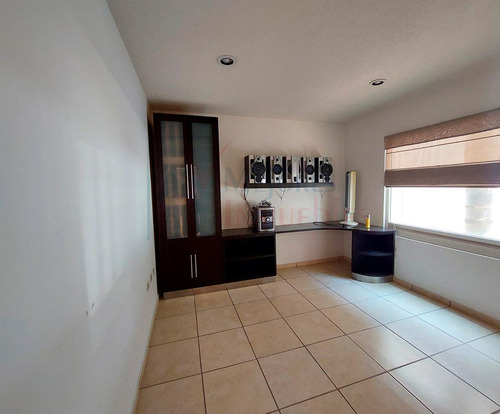 Casa En Venta Cañada Del Refugio Sur, León, Gto.