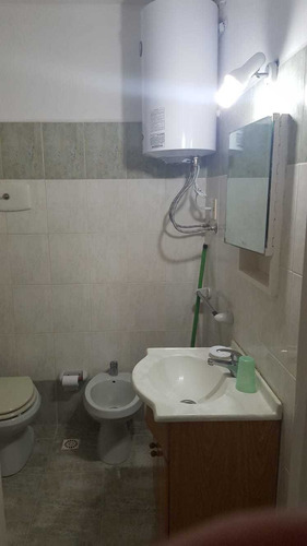 Imagen 2 de 6 de Gorlero Cómodo. Un Dormitorio. Living, Balcón. 4 Personas