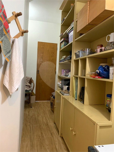 Imagem 5 de 15 de Vende/aluga Sala Comercial No Bairro Petrópolis. - Reo600615