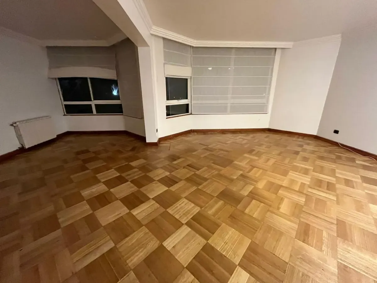 Imagen 3 de 25 de Vendo Amplio Dpto De Tres Dormitorios Barrio Ingles En Tco