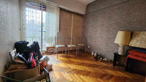 Venta. Departamento Caballito 4 Ambientes. Lavadero. 2 Cocheras