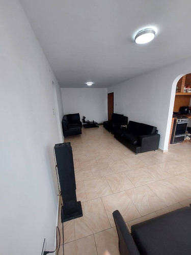 Imagen 3 de 12 de Oportunidad Amplio Apartamento 85mts2 Piso Bajo 14152 Andres Peña