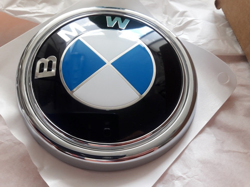 Bmw X5/x6 Emblema Tapa Baul Original