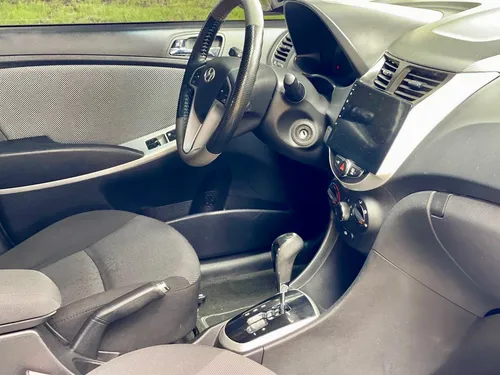 Hyundai Accent 1.6l 5 p