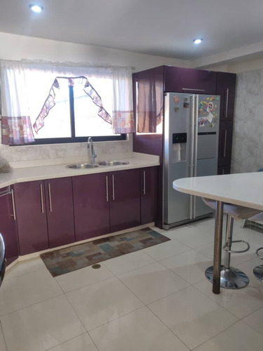 Imagen 8 de 15 de 133710 Carmen María González Vende Townhouse Semiamoblado El Parral (0412-4359728)