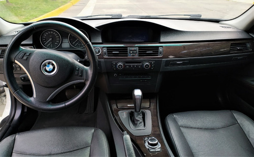 Imagen 7 de 11 de Bmw 325ia Edition Exclusive Navi 2011