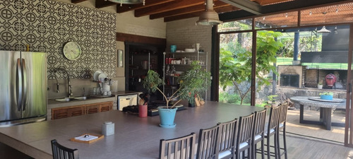 Magnifica Casa En Venta, En Avandaro