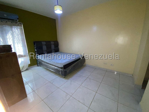Ms Rent-a-house Te Ofrece En Alquiler Este Confortable Y Hermoso Apartamento Totalmente Amoblado Y Equipado En Un Exclusivo Conjunto Cerrado. Disfruta De La Seguridad Que Ofrece La Vigilancia 24/7