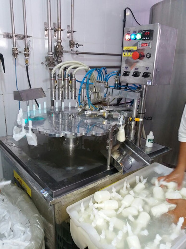 Imagem 2 de 4 de Maquina De Envase Automático De Iogurte E Liquidos .