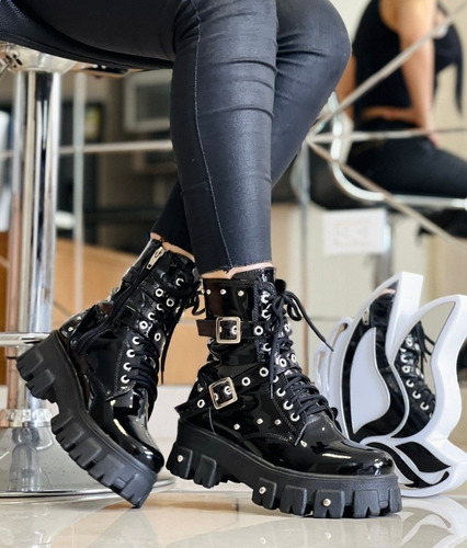 Botas De Cordones Para Mujer Color Negro Estilo Rockeras