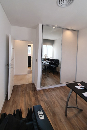 Imagen 10 de 17 de Casa De Categoria Minimalista A Estrenar Con Muebles Y Parquizada En Los Talas Canning - Dueño Directo - Financiación Propia - Toma De Propiedades Y Vehiculos