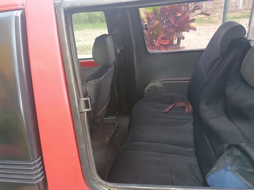 Mazda B2000 2.0 B2000