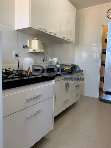 Venda De Apartamentos / Padrão Na Cidade De São Carlos 25647