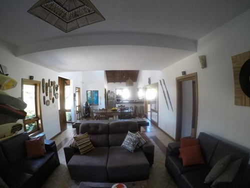 Imagem 4 de 15 de Casa Com 3 Dormitórios Em Condomínio Fechado No Campeche - 4055