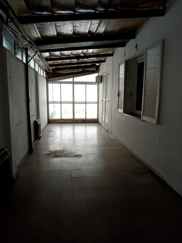 Imagen 10 de 13 de Casa En Venta Rosario Ph. Patio - Cocina Separada - Dos Dormitorios - Comedor Diario - Parilla.