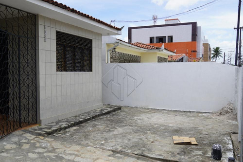 Imagem 2 de 10 de Casas - Ref: L2745