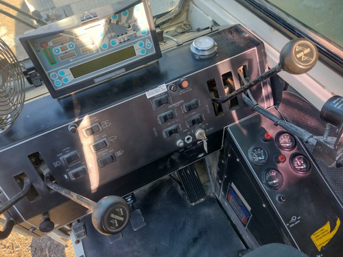 Grúa Sobre Camión Terex T340