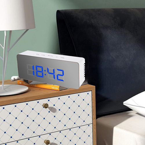 Reloj Despertador Digital Led Creativo Con Pantalla Nocturna
