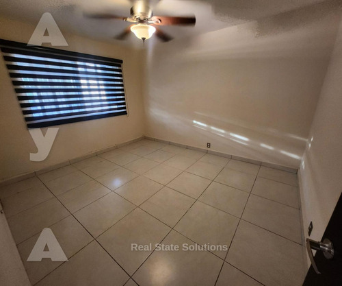 Casa En Venta, 4 Recámaras, 2 Niveles, La Vista, El Table, C