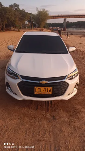 Chevrolet Onix 1.0T Premier Hatch At