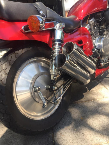 Honda Super Magna