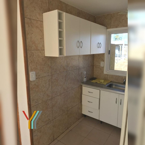 Imagen 7 de 14 de Casa En Venta De 2 Dormitorios En Arana