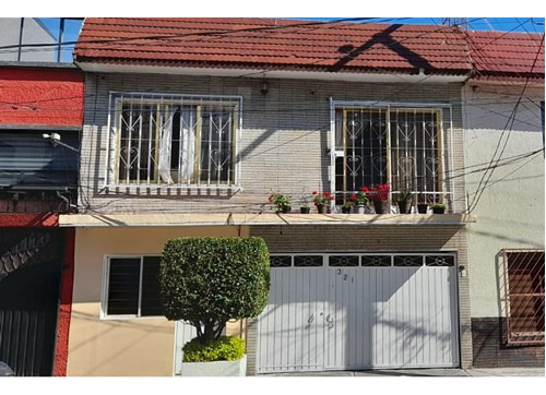 Casa En Venta En Col. Escuadrón 201, Iztapalapa, Ermita Iztapalapa