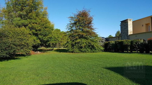 Imagen 2 de 11 de Excelente Lote Con Vista Al Golf!