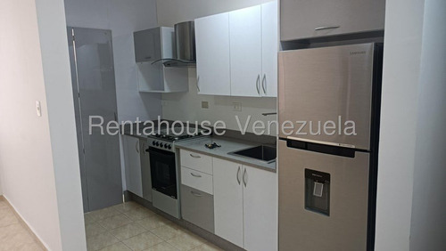 Julio Latouche 26-211 Apartamento En Alquiler El Rincon Naguanagua, Amplias Y Hermosas Zonas De Esparcimiento.