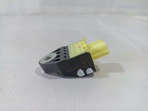 Sensor Impacto Delantero Der Toyota Highlander 3.5 11-14 Ori (Usado)