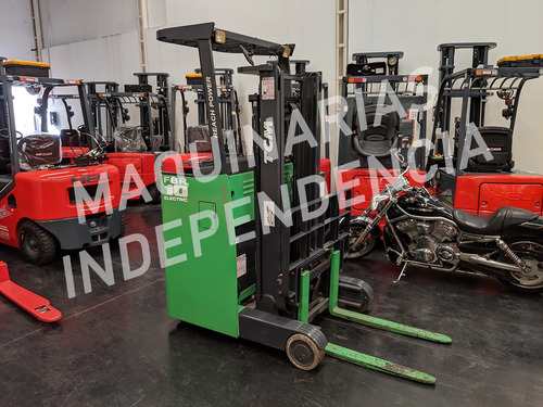 Apilador Reach Tcm 950 Kg 3 Mts C/desplazador Lateral