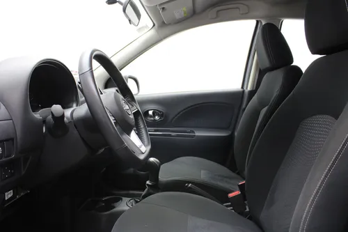 Nissan March 1.6 Exclusive Mt