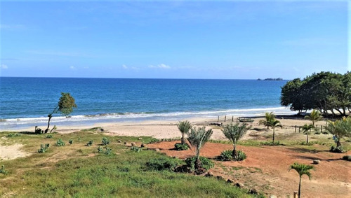 Imagen 26 de 29 de Precioso Y Acogedor Apartamento En Alquiler De Vacaciones Frente A La Playa Y A Pocos Pasos Del Club De Playa Del Hotel Tibisay Isla Margarita