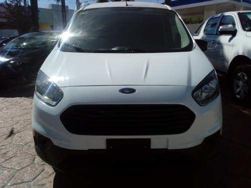 Imagen 3 de 12 de Ford Transit Courier 2021