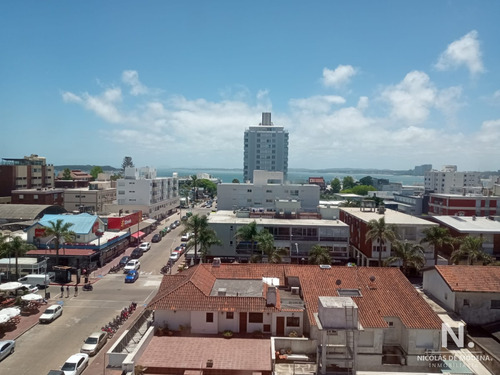 Apartamento En Península  Con Vista Al Mar De 1 Dormitorio Y Medio Punta Del Este